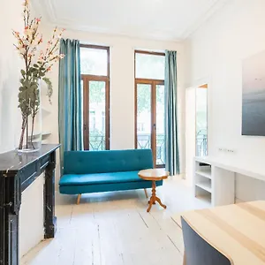 https://national-street-antwerp.brusselshotelsbook.com
