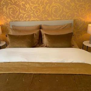 https://cocos-place.brusselshotelsbook.com